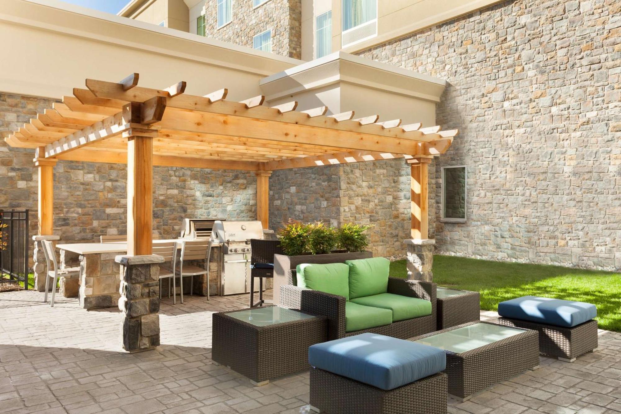 Homewood Suites By Hilton Frederick Exterior foto